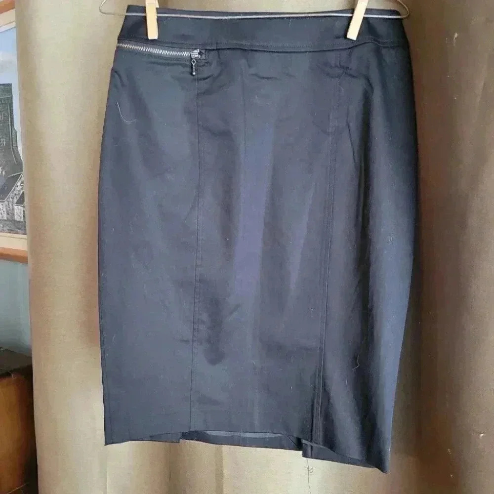 Womans Black Pencil Skirt size 8 fully lined double back  vent